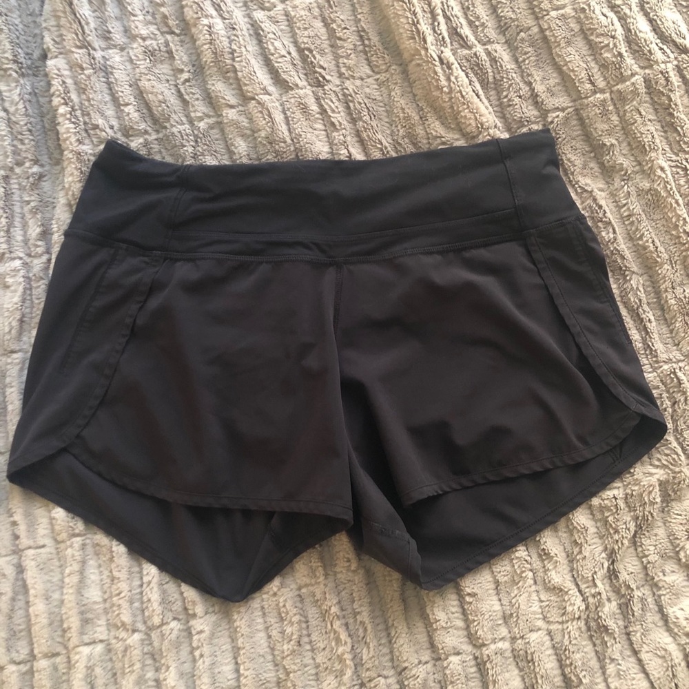 Lululemon speed up short! 4 in.